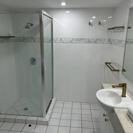 Catalina Resort Maroochydore Room photo